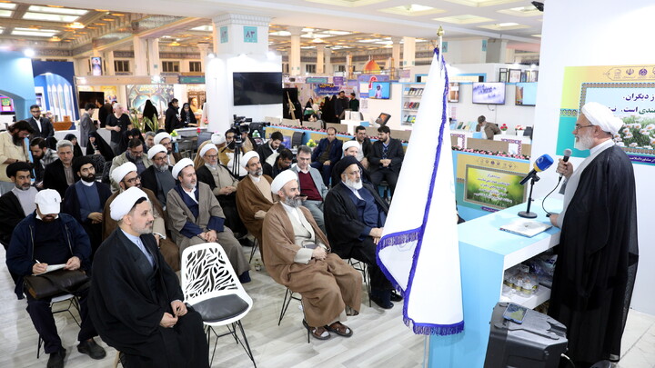 تصاویر/حال و هوای سومین روز سی و سومین نمایشگاه بین المللی قرآن کریم