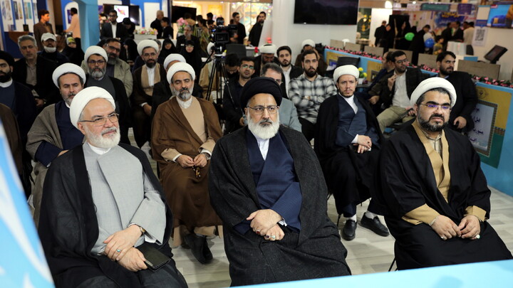 تصاویر/حال و هوای سومین روز سی و سومین نمایشگاه بین المللی قرآن کریم