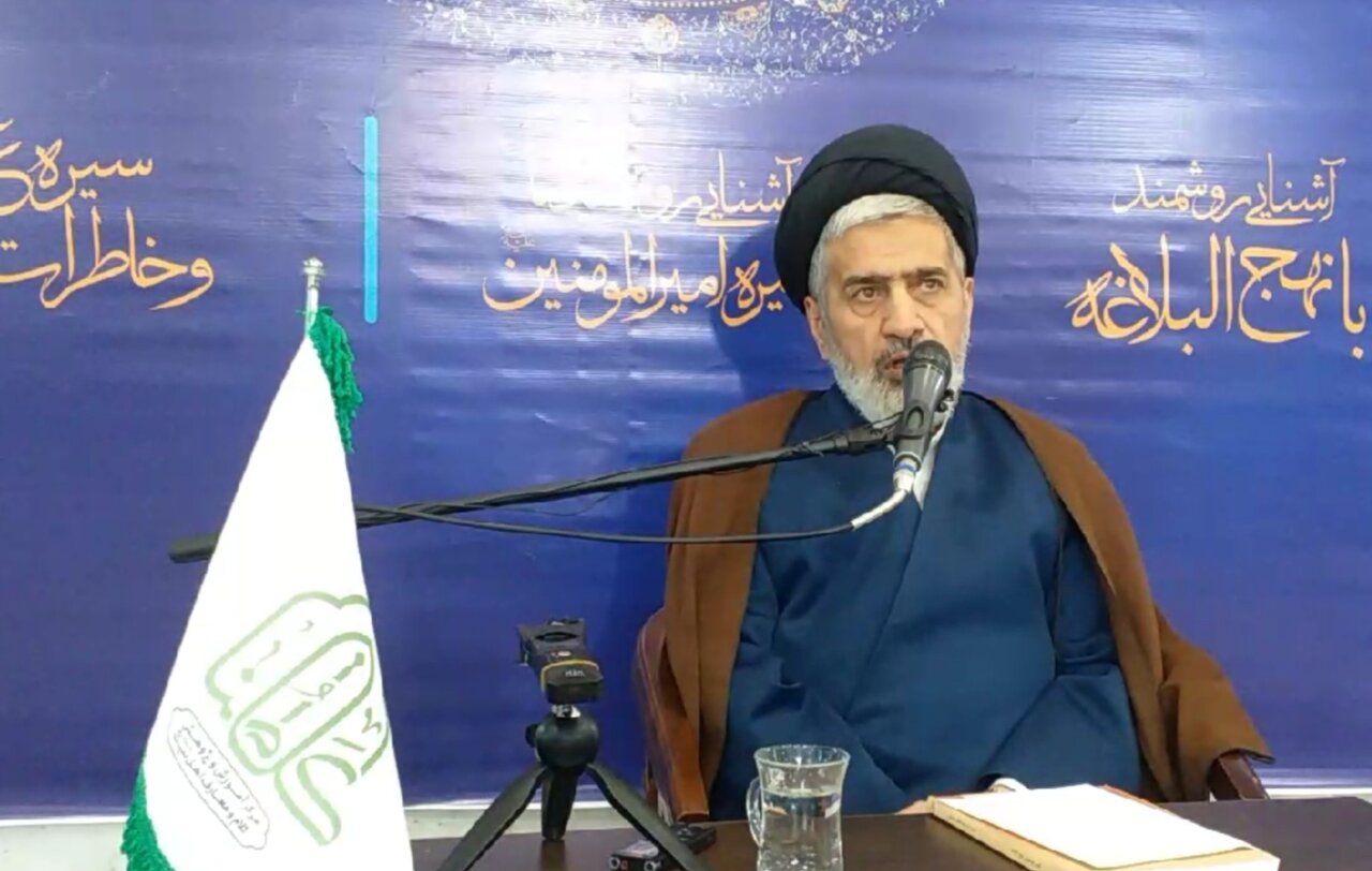 نهج‌البلاغه منبعی بی‌نظیر برای فهم فقه سیاسی و حکومت اسلامی است