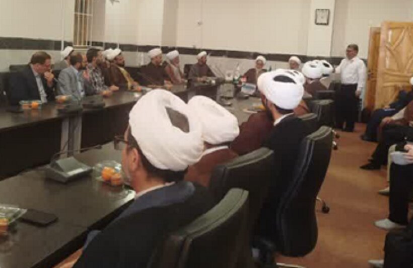 اختتامیه سومین جشنواره پژوهشی آیت‌الله نجومی(ره) در کرمانشاه برگزار شد+عکس