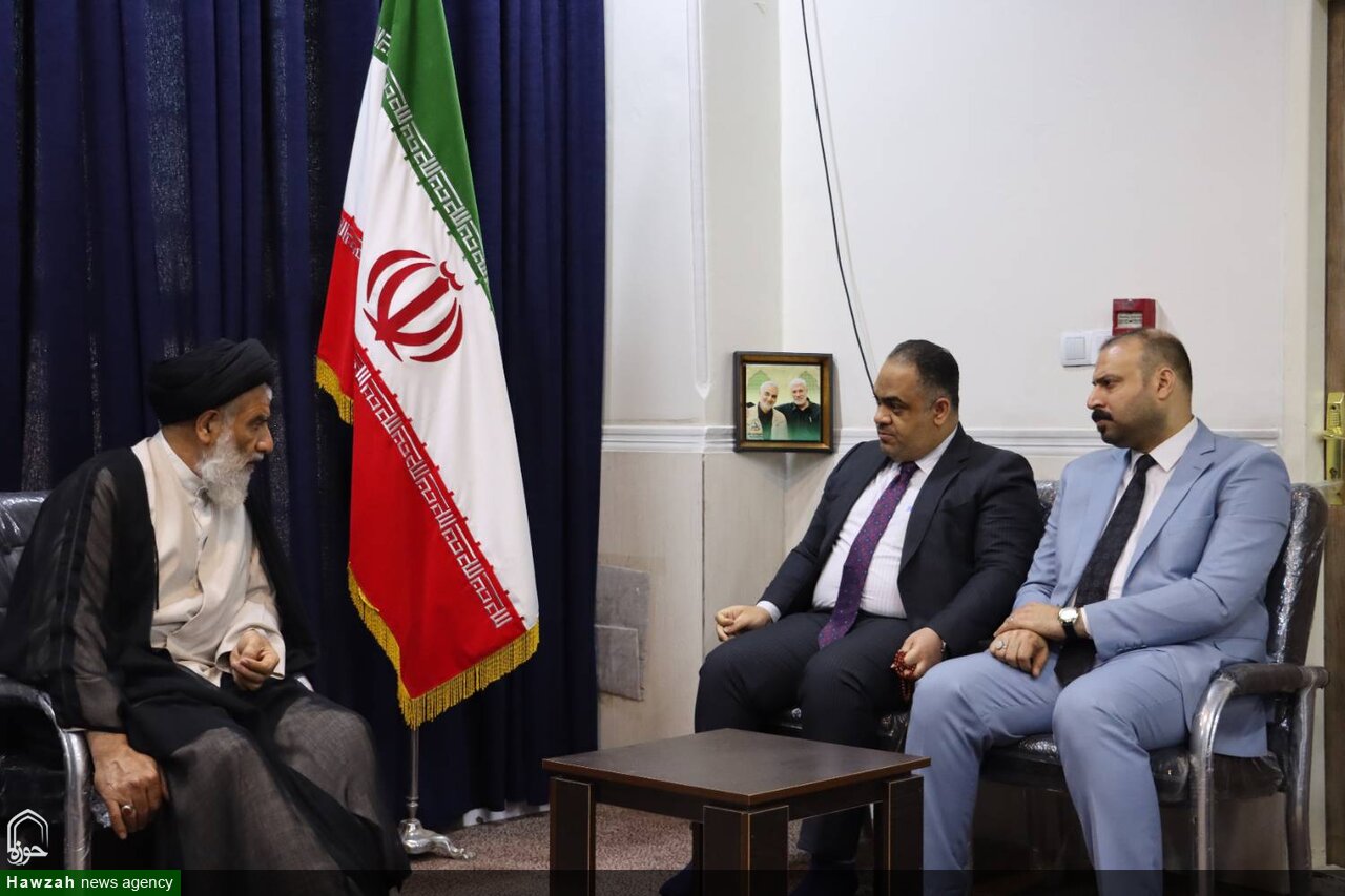 دیدار کاردار کنسولگری جمهوری عراق در خوزستان با حجت الاسلام والمسلمین موسوی فرد + عکس
