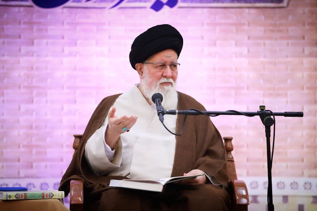 جنگ شناختی تقابل دو تفکر متضاد است/ مبنای جهان‌بینی توحیدی خداباوری است