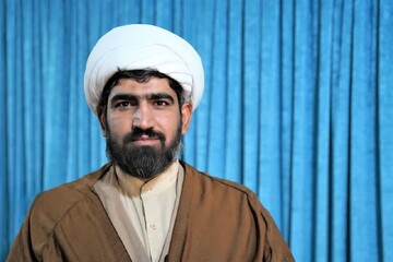 طلبه‌ای که گروه کوچک جهادی آنها حالا جمعیتی ۸۰۰ نفره دارد