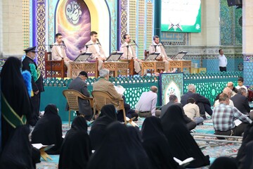 فیلم| آیین ترتیل خوانی قرآن کریم در امامزاده سید جعفر(ع) محمد استان یزد