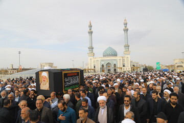 تصاویر / مراسم تشییع پیکر مرحوم آیت الله مامقانی