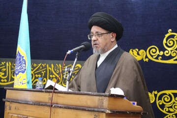 مداح باید اهل مطالعه، تحقیق و مراقبت بر رفتار و گفتار خود باشد