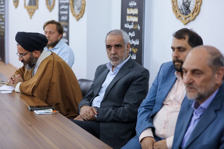 تصاویر/ نشست هم اندیشی اعضای هیئت رزمندگان اسلام یزد