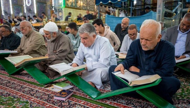 مراسم جزءخوانی قرآن کریم در حرم امام حسین (علیه السلام)