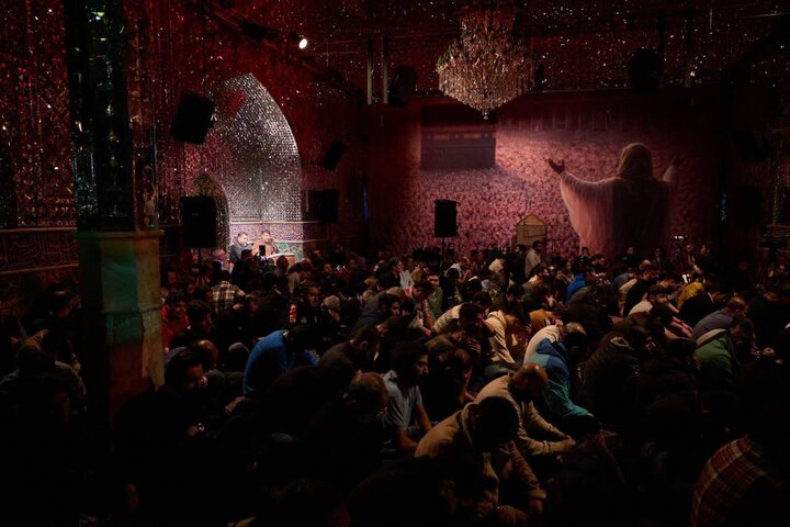 تصاویر/ مراسم روضه‌خوانی و مناجات‌خوانی در امامزاده صالح(ع)