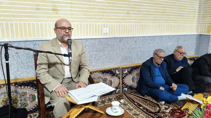 تصاویر/ محفل انس با قرآن در مسجد علی بن ابی طالب (ع) میاندوآب