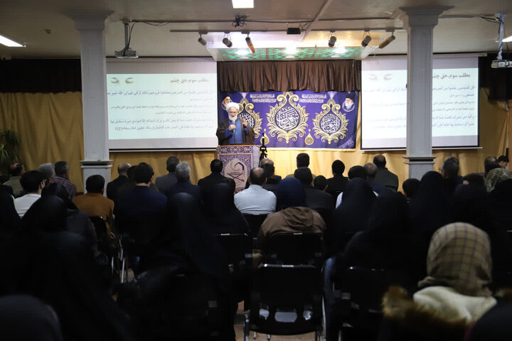 تصاویر/ سلسله نشست های تفسیر قرآن کریم در میاندوآب