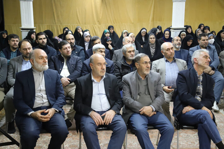 تصاویر/ سلسله نشست های تفسیر قرآن کریم در میاندوآب