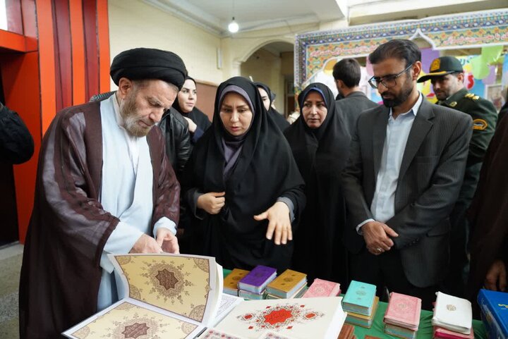 تصاویر/افتتاحیه پنجمین نمایشگاه تخصصی قرآن و عترت استان لرستان