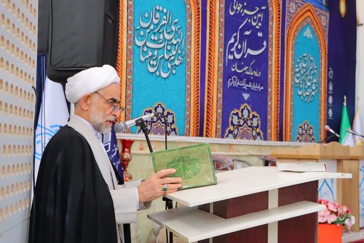 تصاویر/ کرسی تفسیر قرآن کریم با حضور امام جمعه اسلامشهر