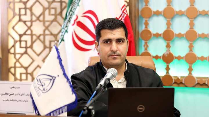 تصاویر/ نشست علمی گسترش مراکز خرید بزرگ در فضاهای شهری شهرهای زیارتی