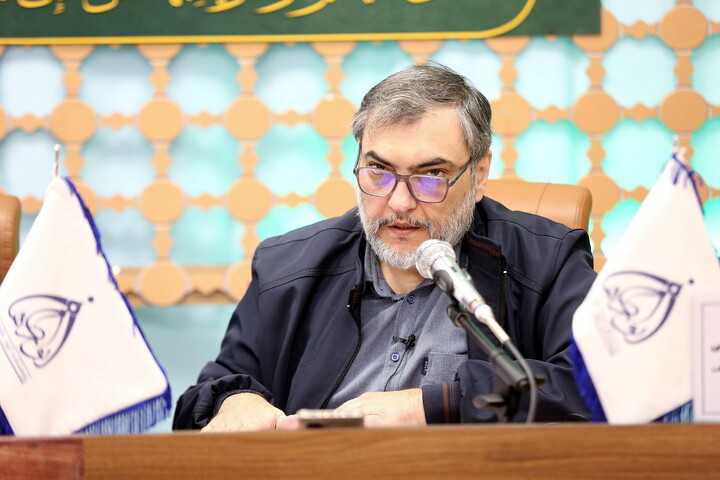 تصاویر/ نشست علمی گسترش مراکز خرید بزرگ در فضاهای شهری شهرهای زیارتی