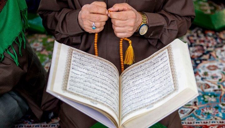 Photos/Moments sacrés à Karbala : La récitation solennelle du Coran au Sanctuaire de l’Imam Hussein (a)