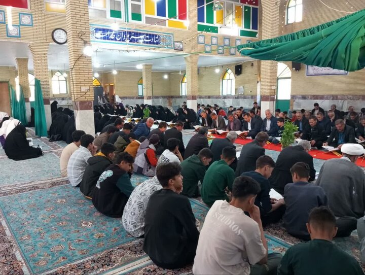 تصاویر/محفل جزء خوانی قران در روستای زنجیره علیا