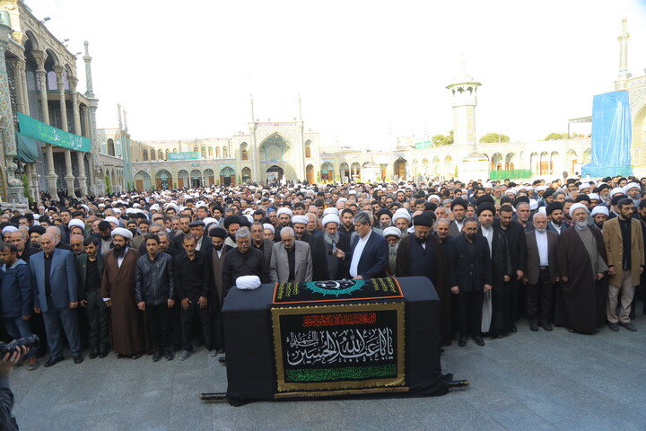 تصاویر / مراسم تشییع پیکر آیت الله حاج شیخ محمدرضا مامقانی