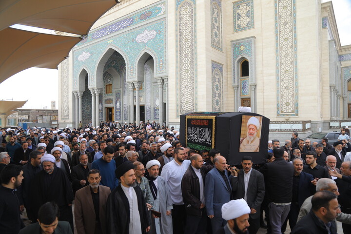 تصاویر / مراسم تشییع پیکر آیت الله حاج شیخ محمدرضا مامقانی