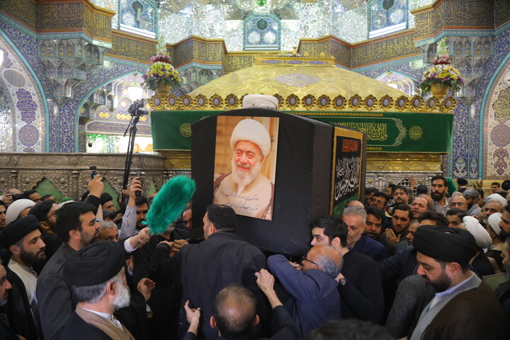 تصاویر / مراسم تشییع پیکر آیت الله حاج شیخ محمدرضا مامقانی