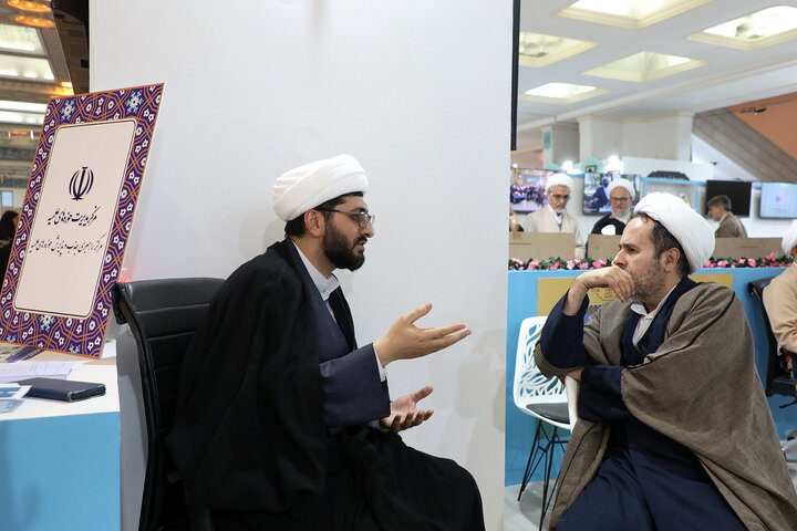 تصاویر/حال و هوای بخش حوزوی سی و سومین نمایشگاه بین المللی قرآن کریم