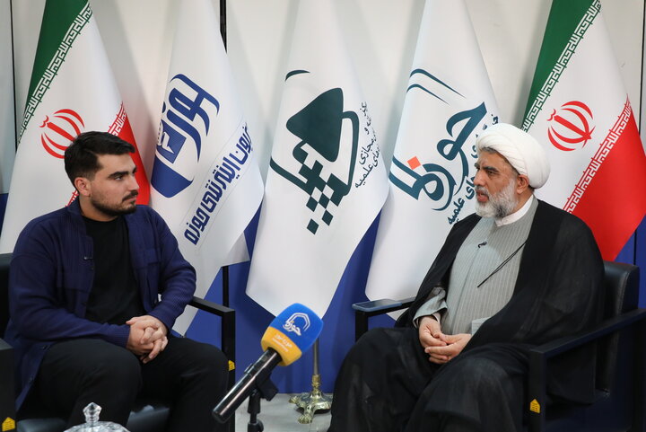 تصاویر/حال و هوای بخش حوزوی سی و سومین نمایشگاه بین المللی قرآن کریم