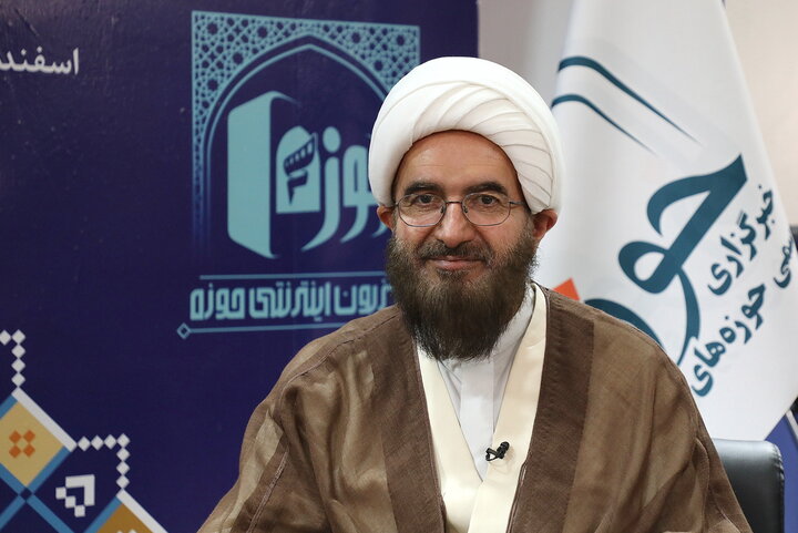 تصاویر/حال و هوای بخش حوزوی سی و سومین نمایشگاه بین المللی قرآن کریم