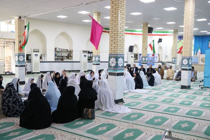 تصاویر/برگزاری محفل انس با قرآن در شهرستان دهلران