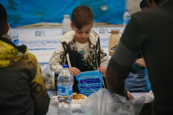 تصاویر/ سفره افطاری مسجد مقدس جمکران در شب های ماه مبارک رمضان