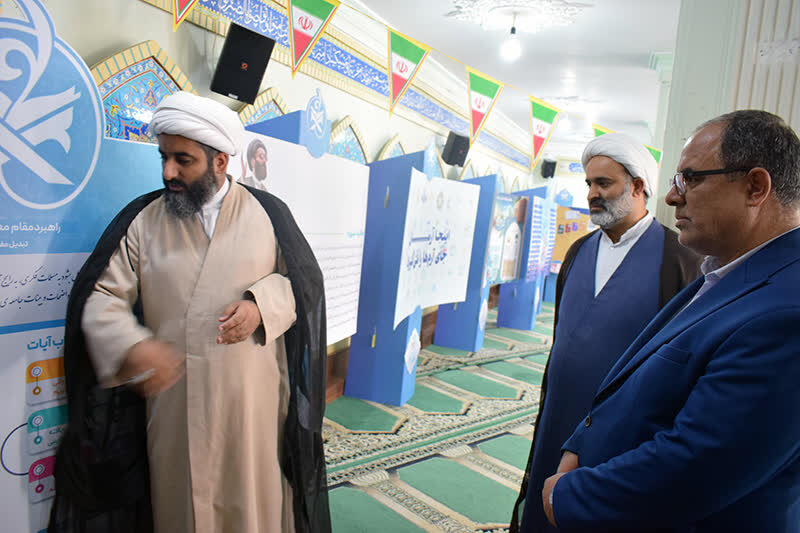 رویکرد کارگاهی، نقطه قوت نمایشگاه «زندگی با آیه‌ها» است