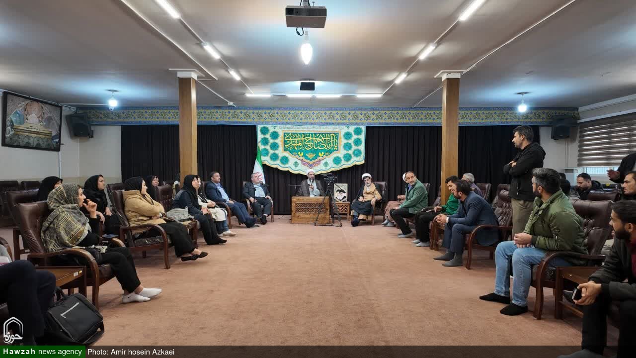 دفتر امام جمعه همدان، محلی برای شنیدن صدای مردم+عکس