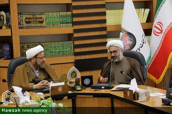 آیین اختتامیه طرح تعالی خانواده کارکنان دفتر تبلیغات با محوریت نهج البلاغه