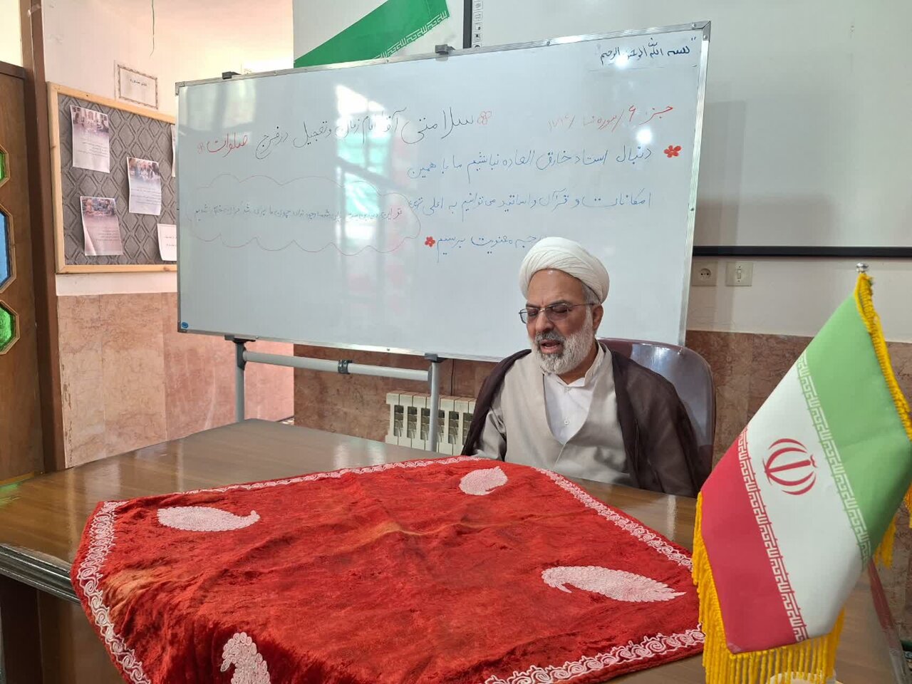 جلسه اخلاق مدرسه علمیه الزهرا(س) ماهان