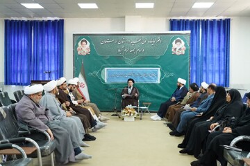 تصاویر/ نشست فصلی شورای هجواری حوزه علمیه با آموزش و پرورش استان لرستان