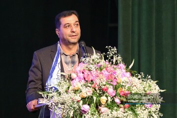اقامه نماز جماعت در مدارس، سبب کاهش آسیب‌های اجتماعی می‌شود