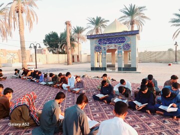 تصاویر/ برگزاری آیین جزءخوانی قرآن کریم در آستان شهدای خوشنام جازموریان