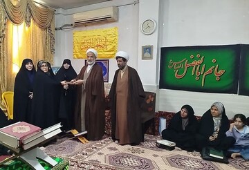 محافل قرآنی و مذهبی بهترین بستر برای تربیت دینی و معنوی فرزندان است