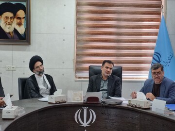 جلسه هیئت امنای انجمن آثار و مفاخر فرهنگی دفتر منطقه کاشان برگزار شد+عکس