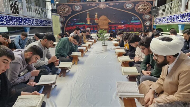 جز خوانی قرآن کریم در مدرسه امام محمد باقر(ع) پارس آباد