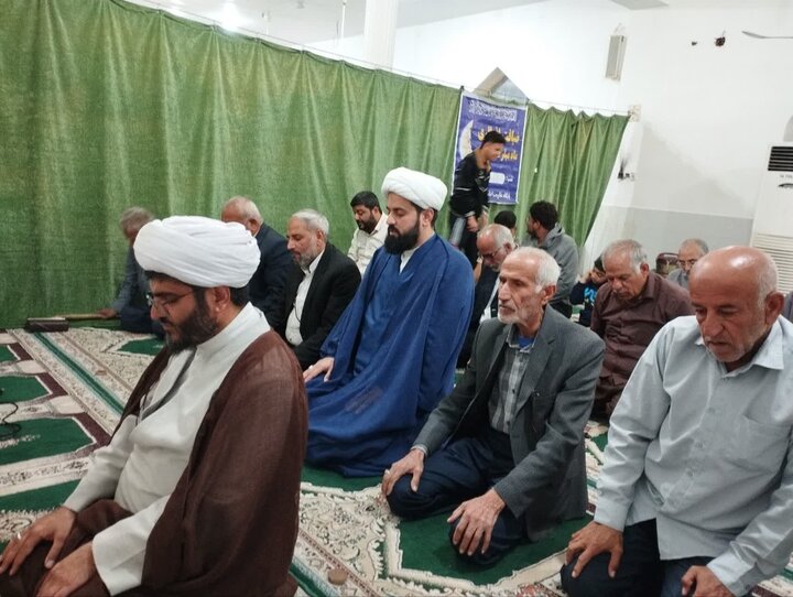 تصاویر/ حضور امام جمعه سعدآباد در میان نمازگزاران روستای تلسرکوب