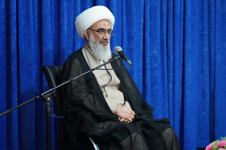 تصاویر/ دیدار جمعی از ملبسین با نماینده ولی فقیه در بوشهر