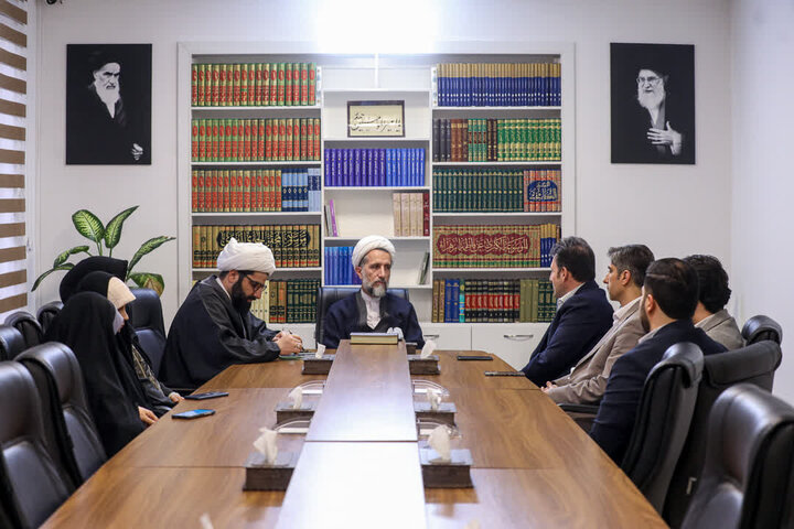 تصاویر / دیدار مدیر جهاد دانشگاهی استان قزوین با نماینده ولی فقیه در استان قزوین