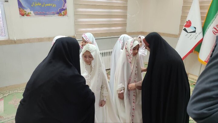 تصاویر/برگزاری مراسم جشن تکلیف دختران شهرستان شازند