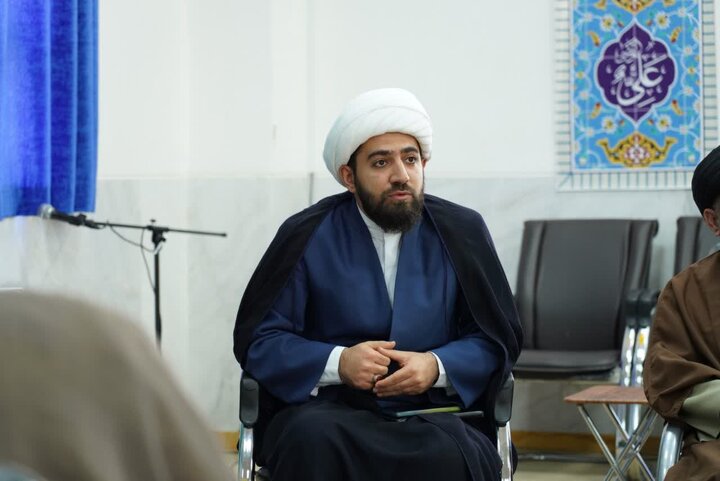 تصاویر/نشست فصلی شورای هجواری حوزه علمیه با آموزش و پرورش استان لرستان