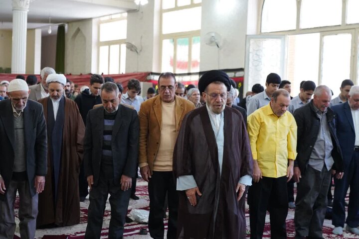 تصاویر/برگزاری محفل قرآنی زندگی با آیه‌ها در خرم آباد