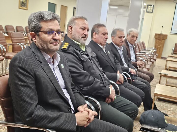 تصاویر/دیدار مدیرکل و معاونین اداره‌کل منابع طبیعی کردستان با حجت‌الاسلام والمسلمین پورذهبی