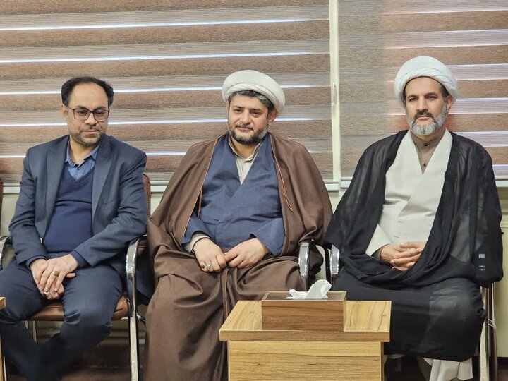 تصاویر/دیدار مدیرکل و معاونین اداره‌کل منابع طبیعی کردستان با حجت‌الاسلام والمسلمین پورذهبی