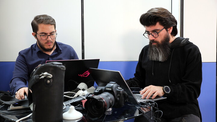 فعالیت مرکز رسانه و فضای مجازی حوزه در سی و سومین نمایشگاه بین المللی قرآن کریم