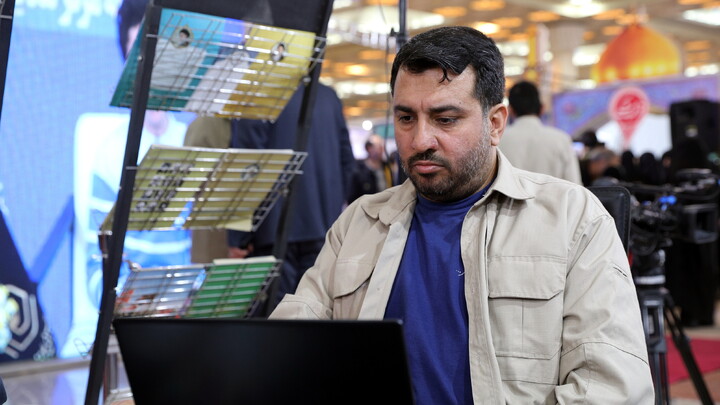 فعالیت مرکز رسانه و فضای مجازی حوزه در سی و سومین نمایشگاه بین المللی قرآن کریم